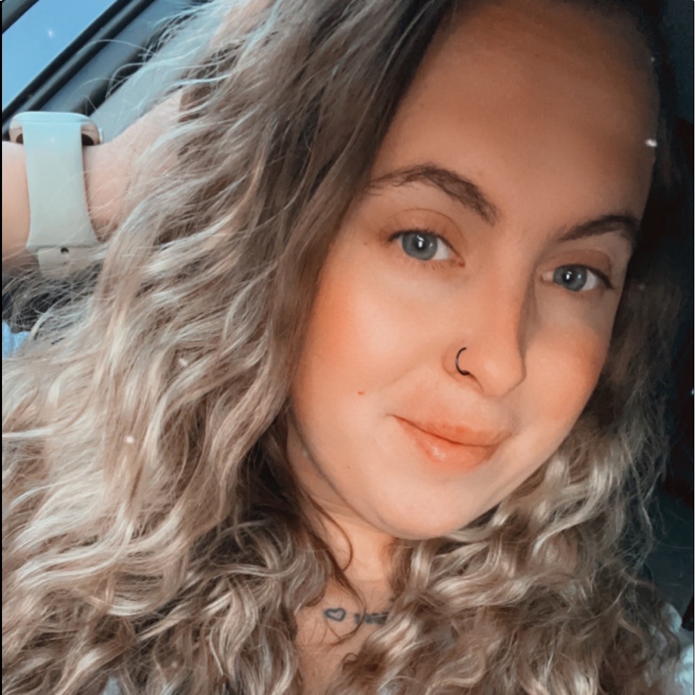 Meet your Posher, Leann